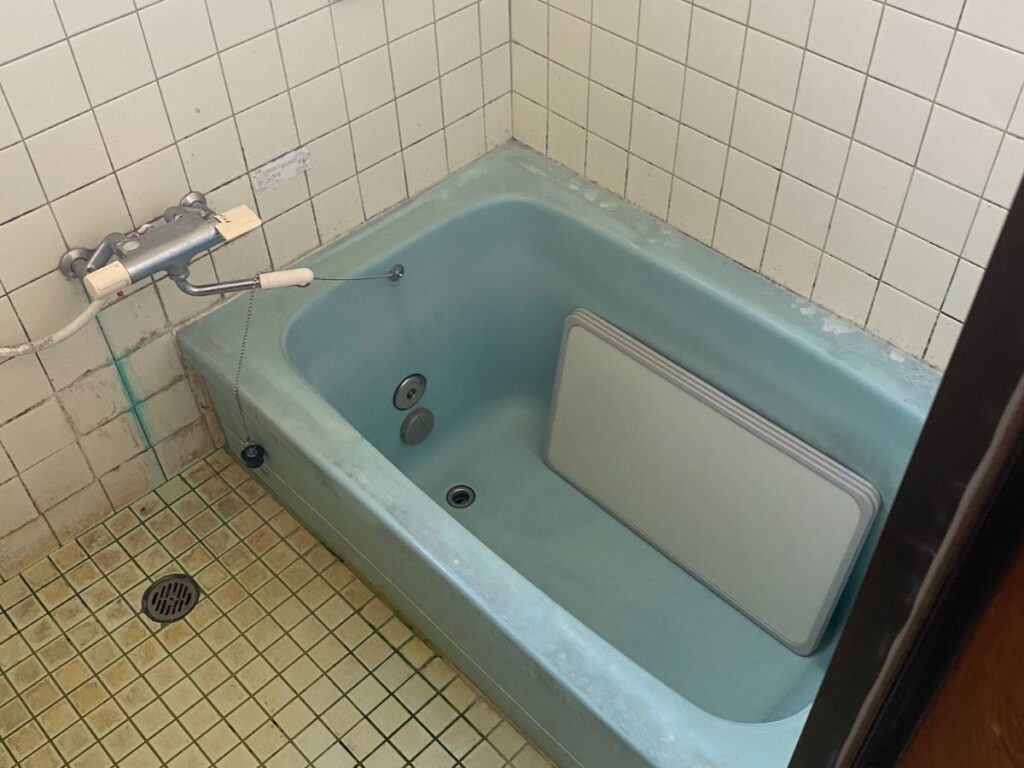 豊川市　お風呂の施工前